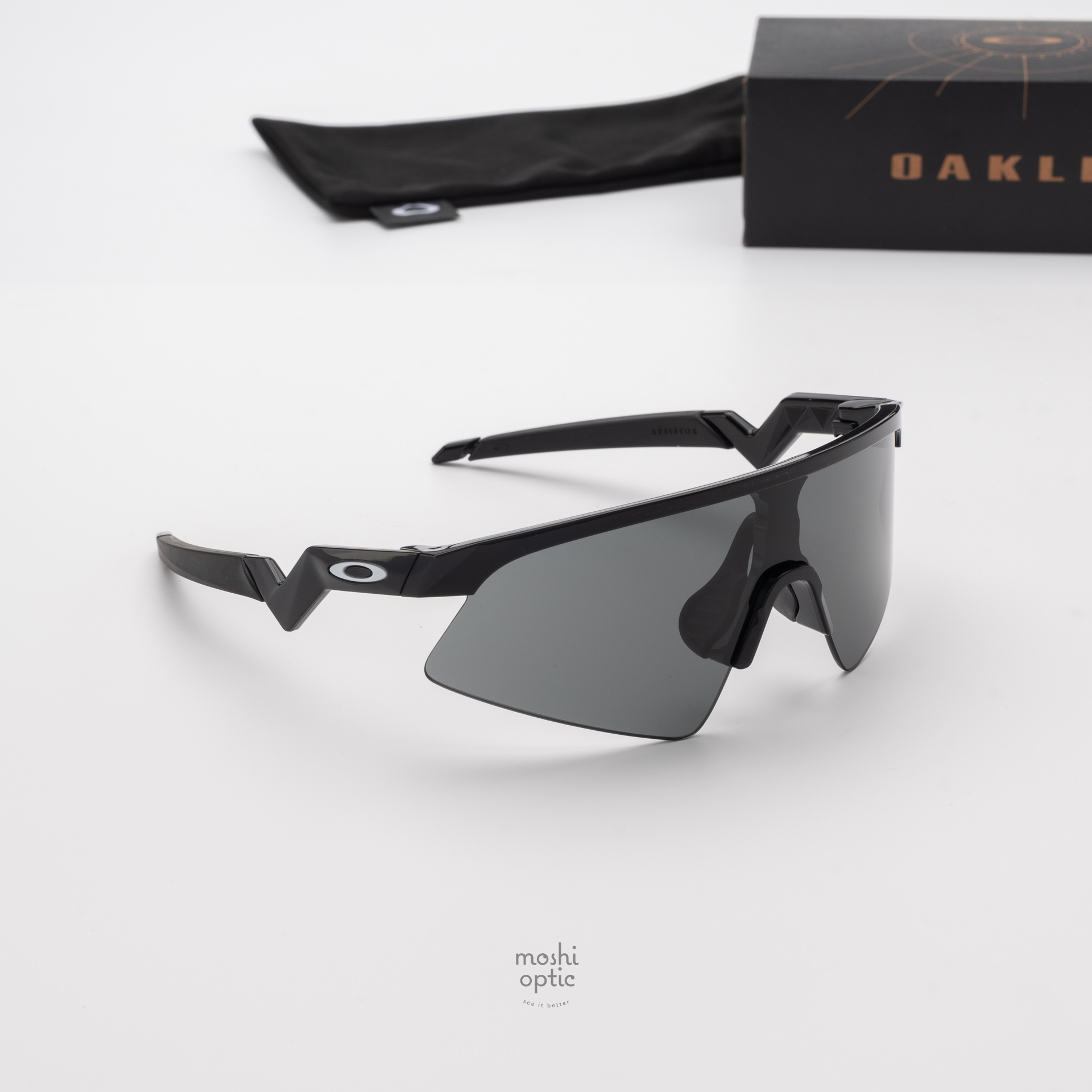 Oakley Resistor Sweep OJ9015-04 Polished Black Prizm Grey