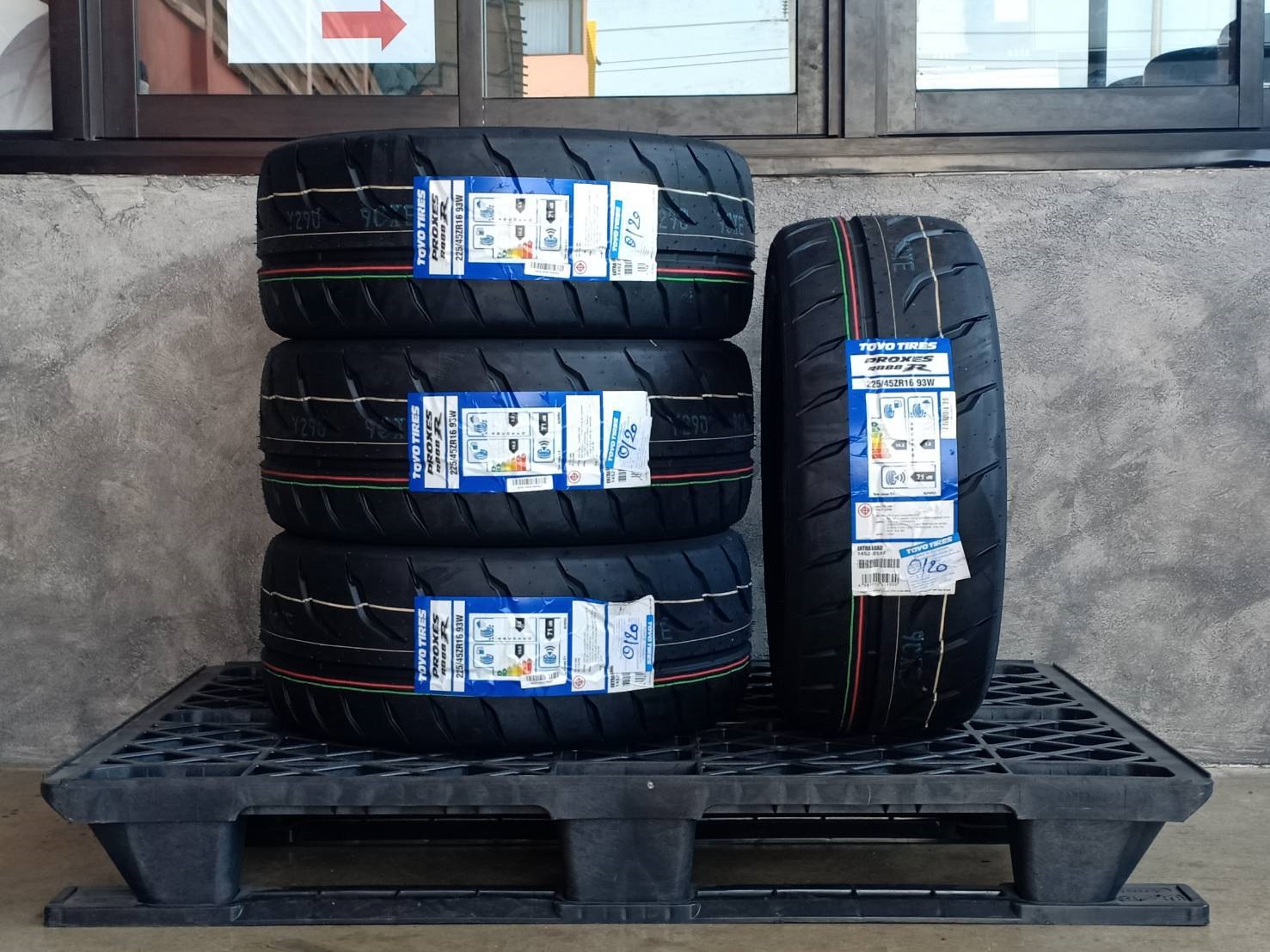 TOYO PROXES R88R 225/45ZR16 ปี20
