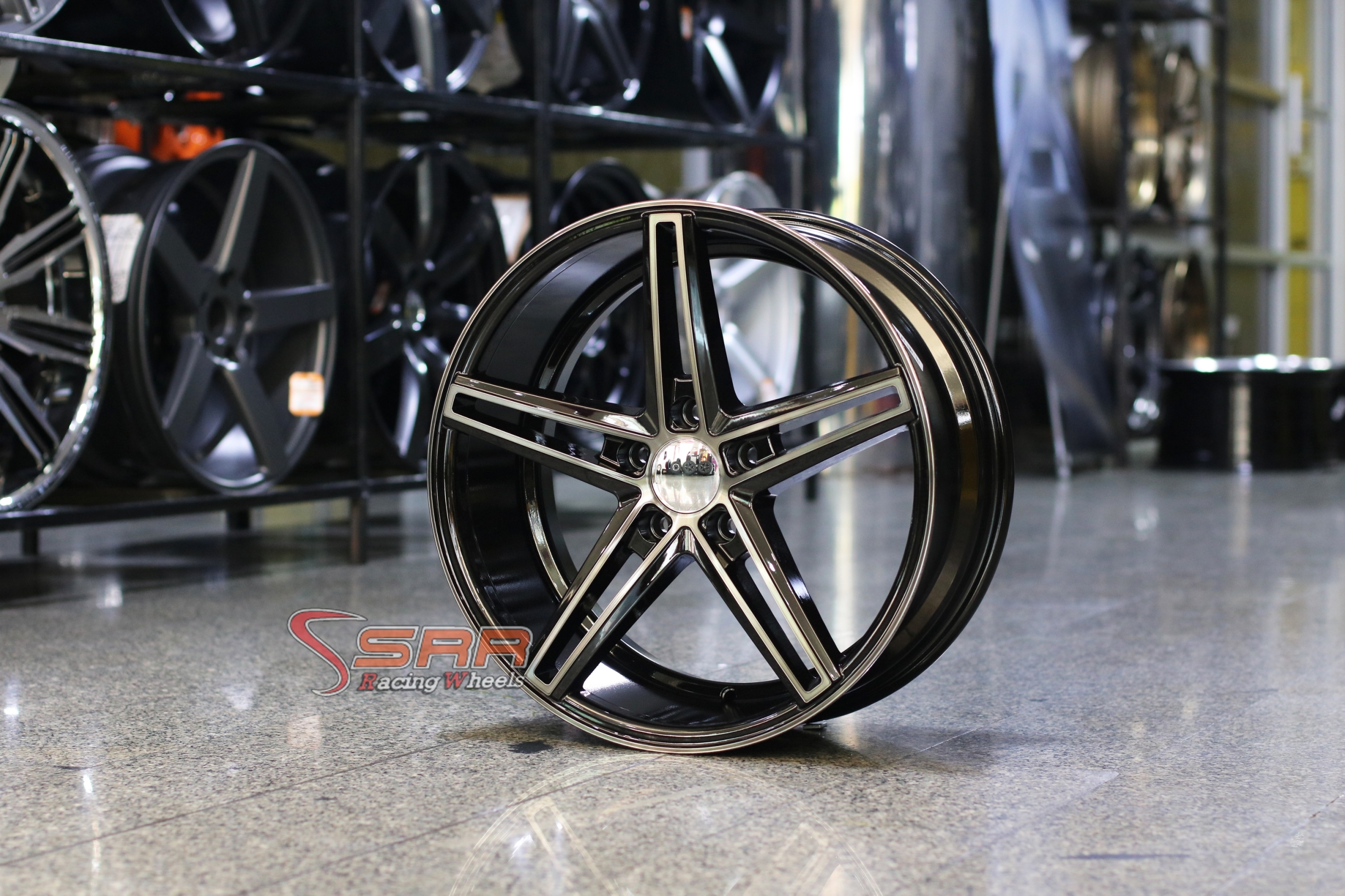 ล้อใหม่ VOSSEN CV5 ขอบ18 ใส่ได้ทั้งเก๋ง และกะบะ