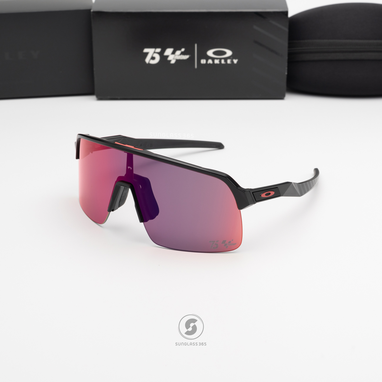 OAKLEY OO9463A-62 Sutro Lite(A) Moto GP Collection Matte Black Prizm Road
