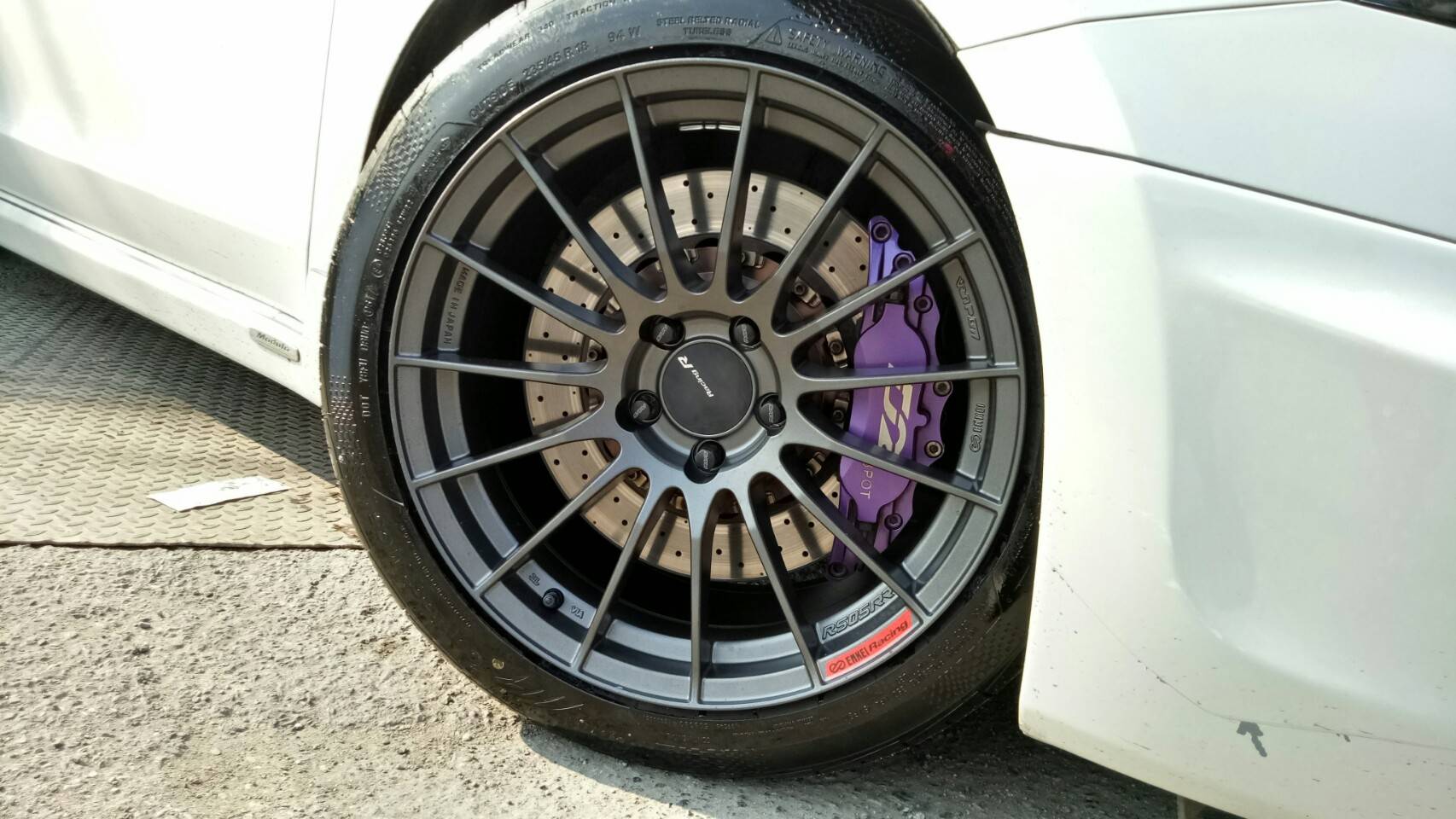 ล้อแท้ ENKEI RS05RR ขอบ18