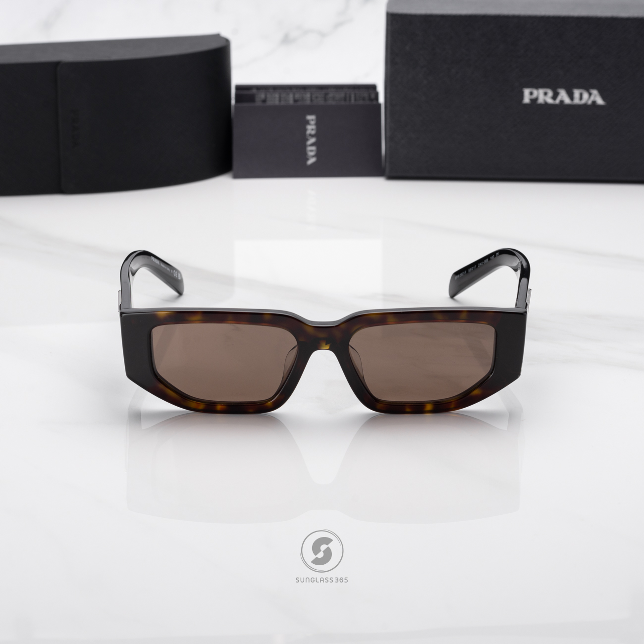 แว่นกันแดด PRADA PR09ZSF 2AU06B