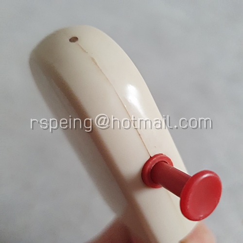 ปืนฉีดน้ำมินิทรงไอศกรีมแท่งสีขาว Wall's สุขส่งยิ้ม