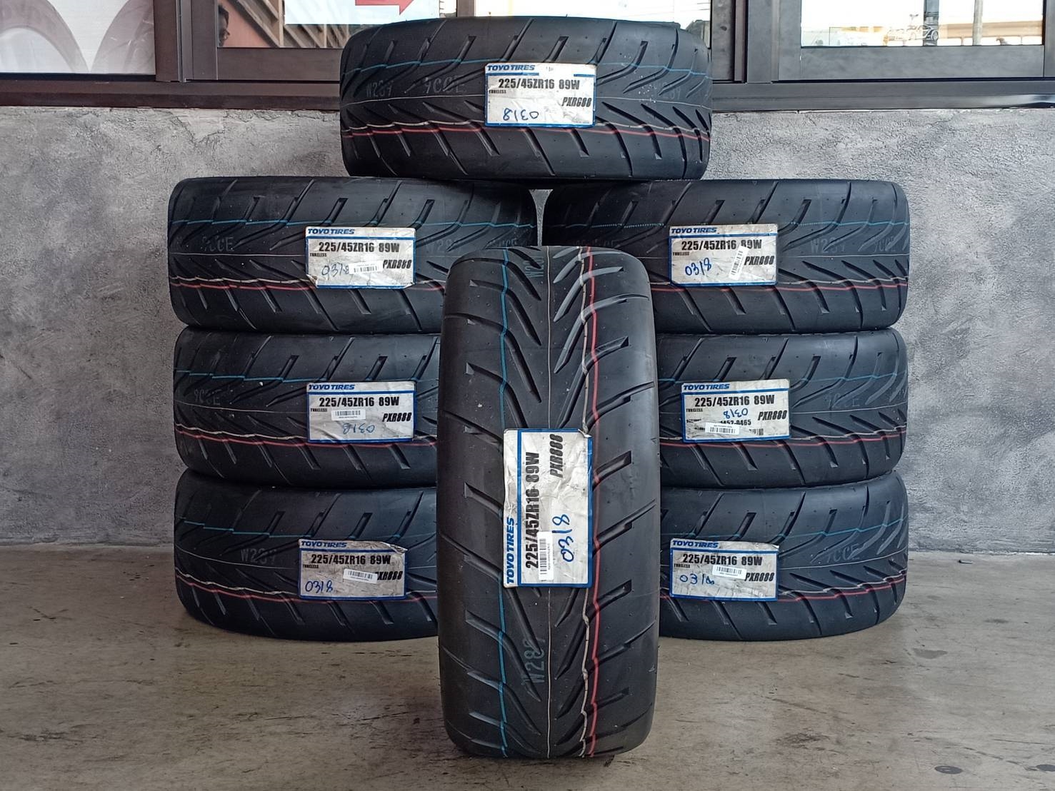 ยางใหม่ TOYO R888 225/45-16 เส้น 4500 ปกติ 7800