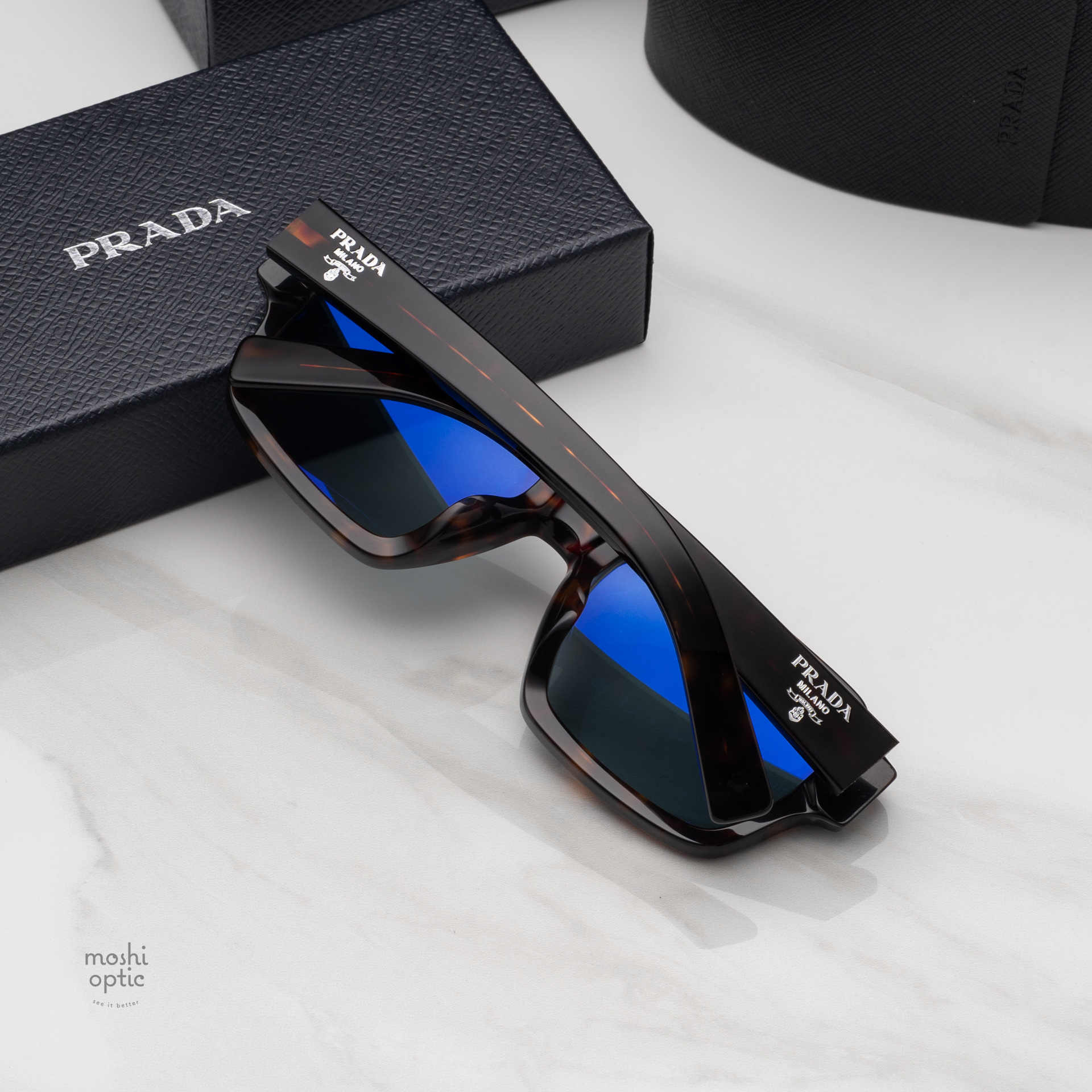 แว่นกันแดด PRADA PR02ZSF 17N20N