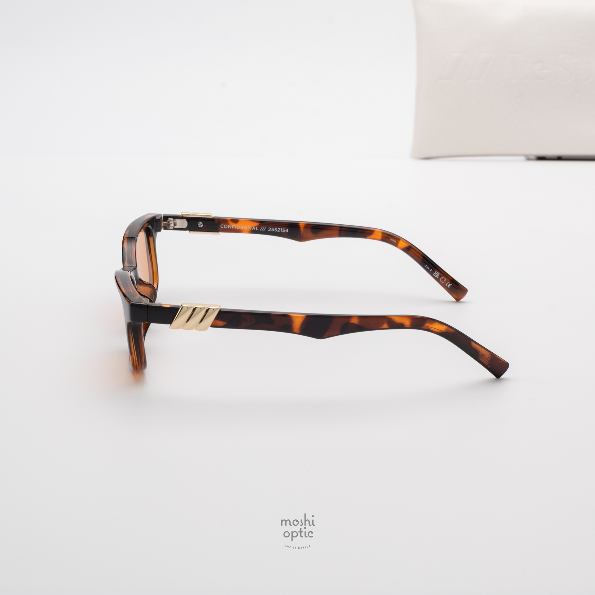 แว่นกันแดด Le Specs LSP2552154 CONFIDENTIAL Dark Tort