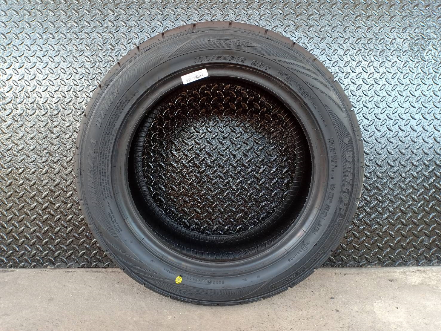DUNLOP 195/55R15 DIREZZA DZ102 ราคาส่ง