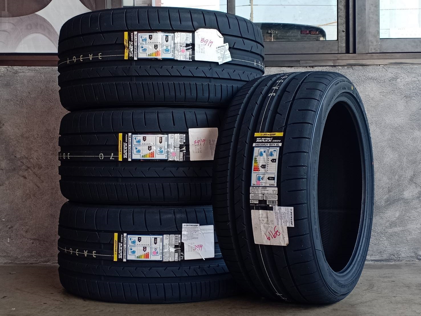 DUNLOP SP SPORTMAXX050+ 295/35R21 107Y (ปี19)