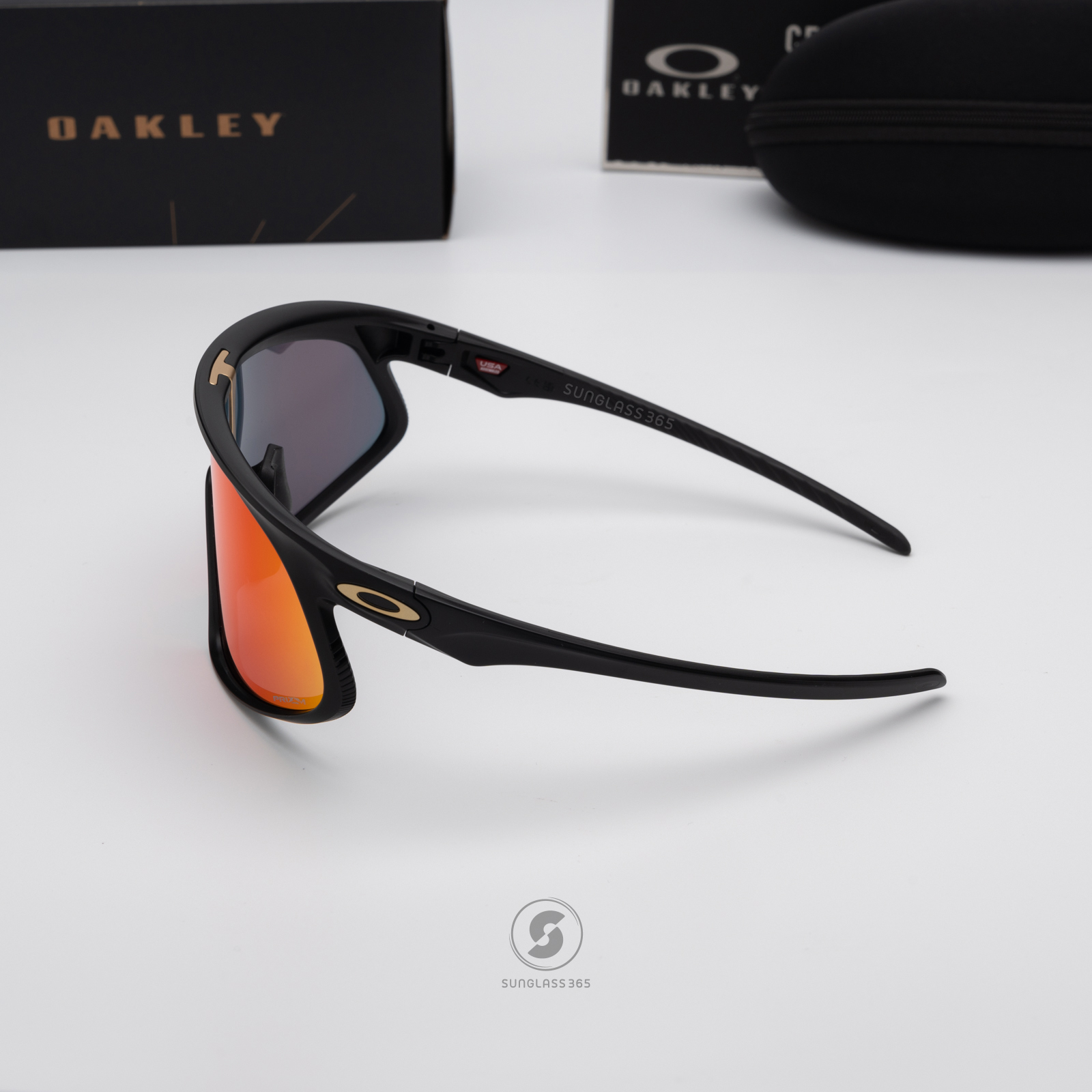 Oakley RSLV OO9484D-02 Matte Black Prizm Road