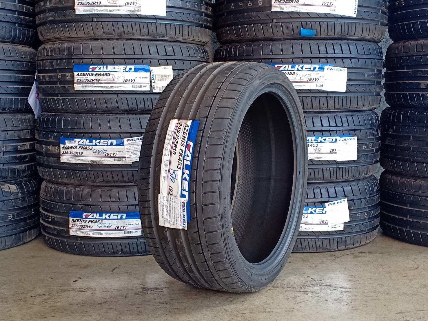 FALKEN FK453 245/35-19 เส้น 3900 ปกติ 9000 ปี17 ยางญี่ปุ่น