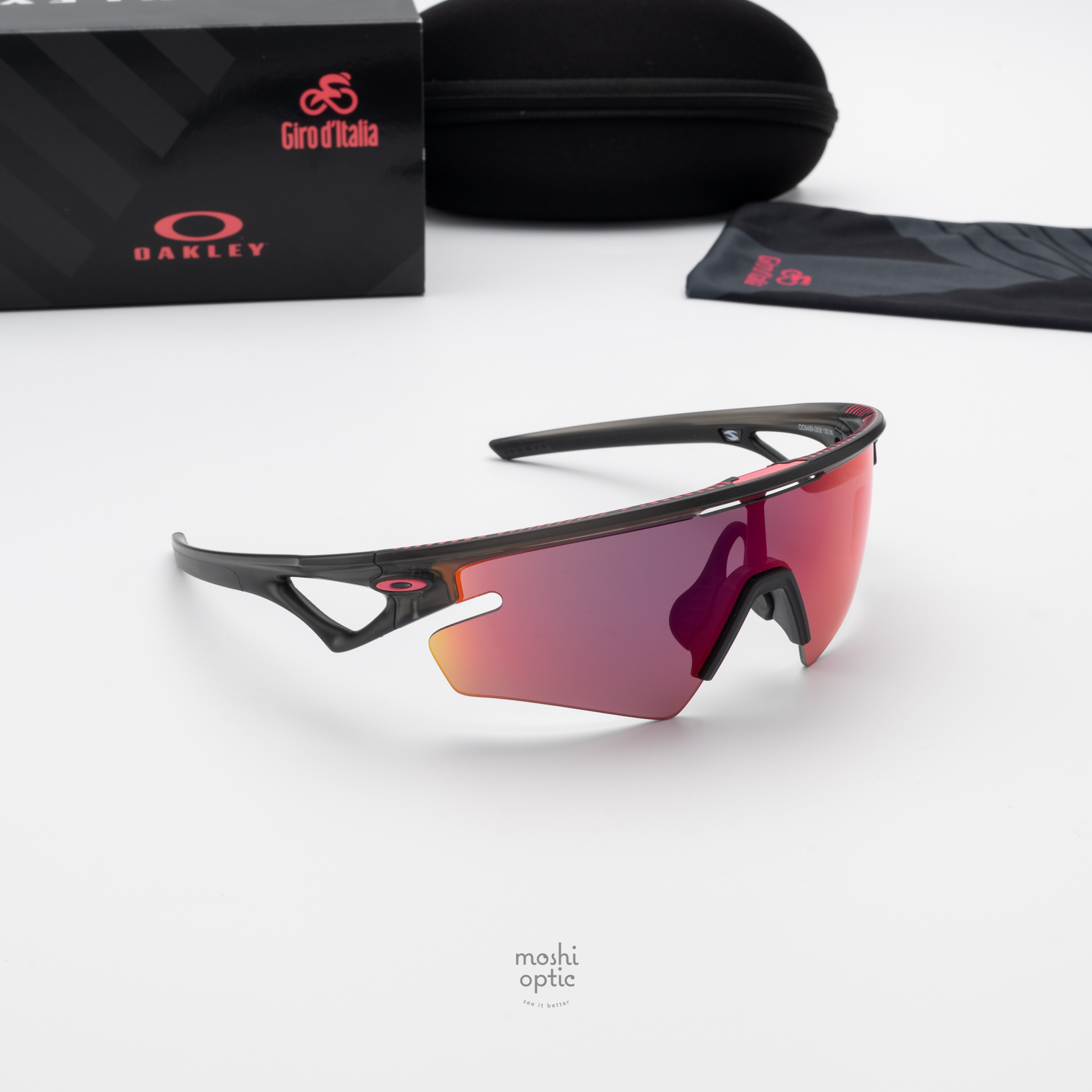 OAKLEY Sphaera Slash OO9499-09 Giro Grey Smoke (Giro D_Italia Collection 2025)