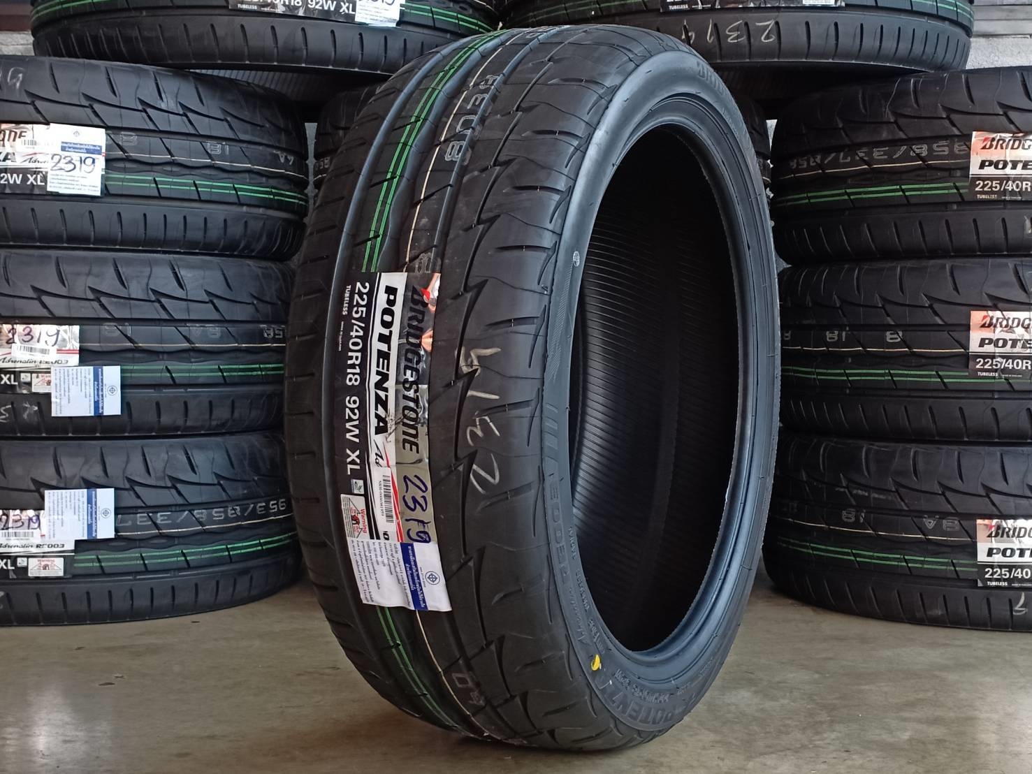 BRIDGESTONE POTENZA RE0003 225/40R18 ปี19