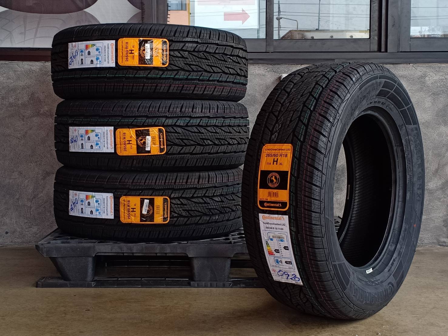 CONTINENTAL 265/60R18 CROSS CONTACT LX2 114H MADE IN MALAYSIA