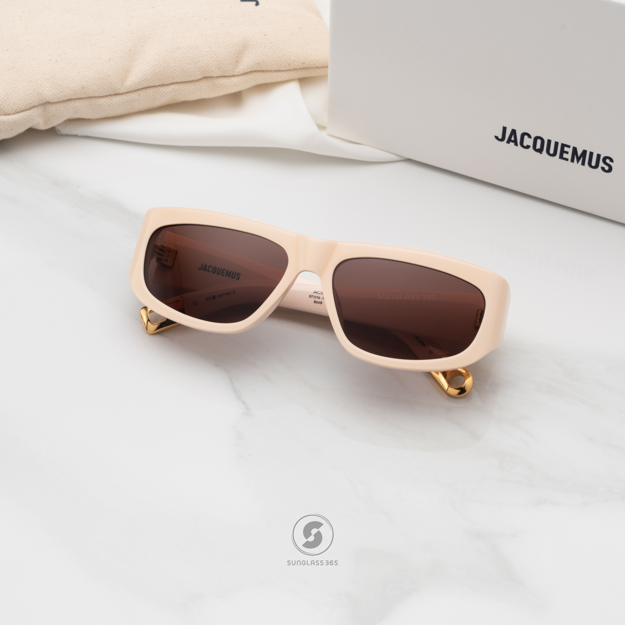แว่นกันแดด JACQUEMUS THE PILOTA JAC2 C2