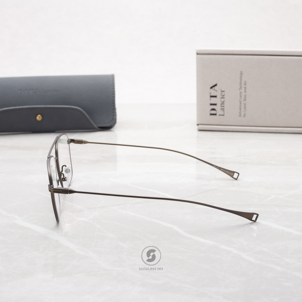 แว่นสายตา DITA LANCIER DLX112 A 02 with Blue Control Lens