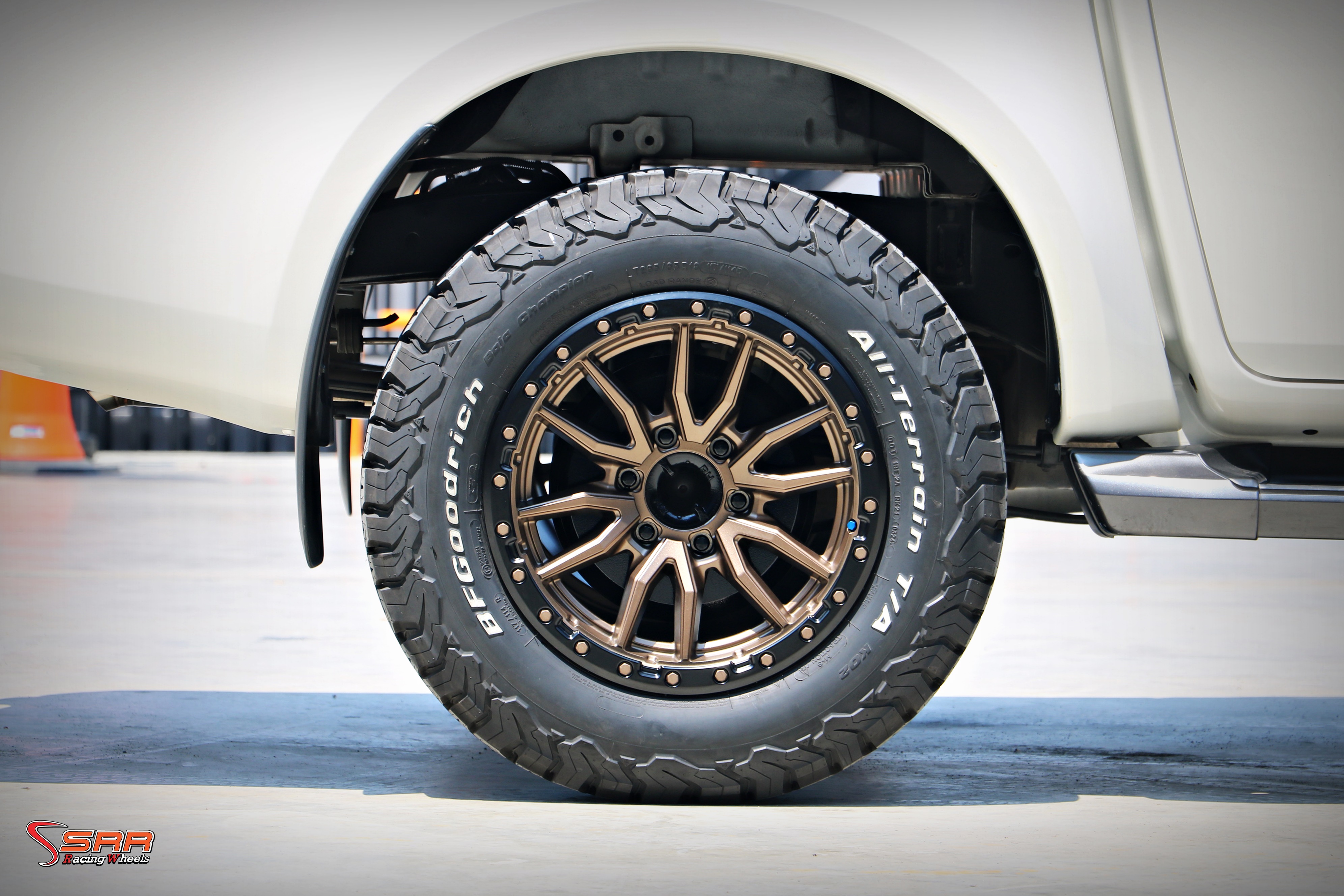 FUEL REBEL ขอบ18 พร้อมยาง BF KO2 ปี2024