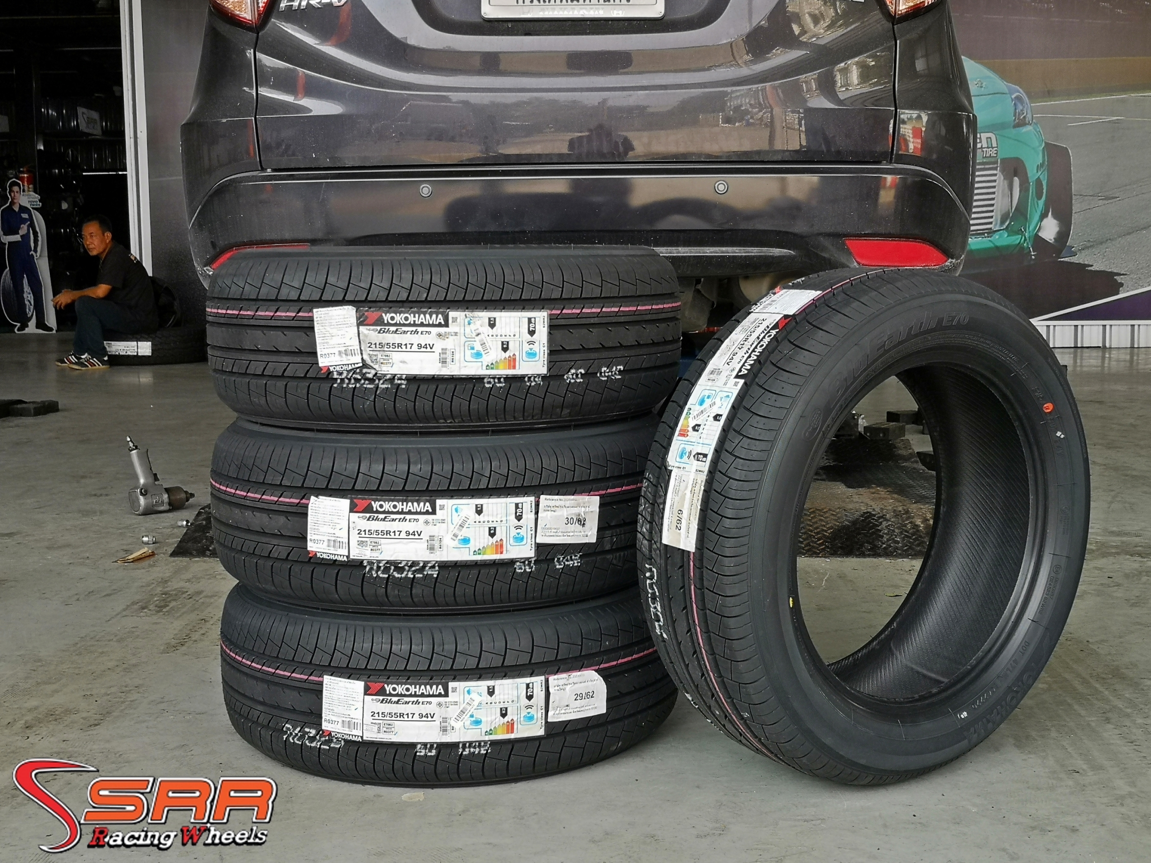 YOKOHAMA E70 215/55R17 ปี20
