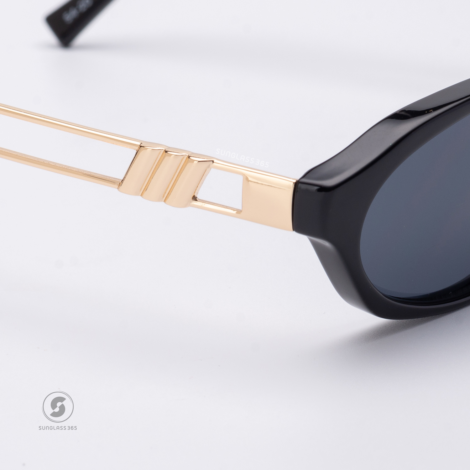 แว่นกันแดด Le Specs LSP2352198 LUNITA Black