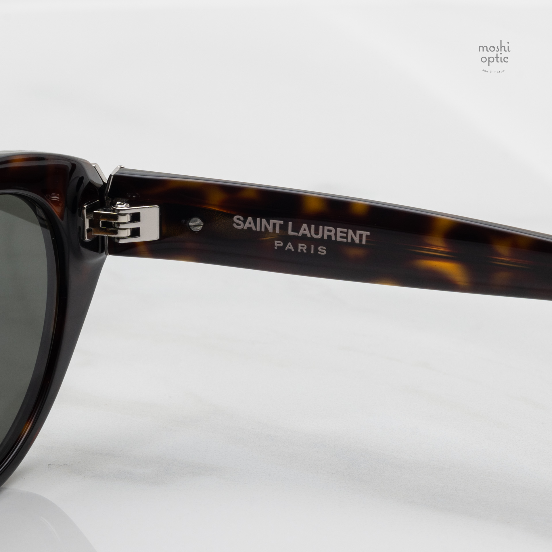 แว่นกันแดด YVES SAINT LAURENT SL148F 002