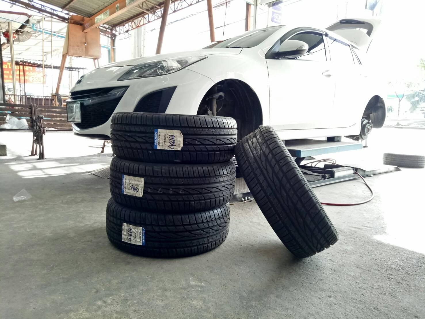 ยางใหม่ FALKEN ZE912 215/50-17 ราคาถูก