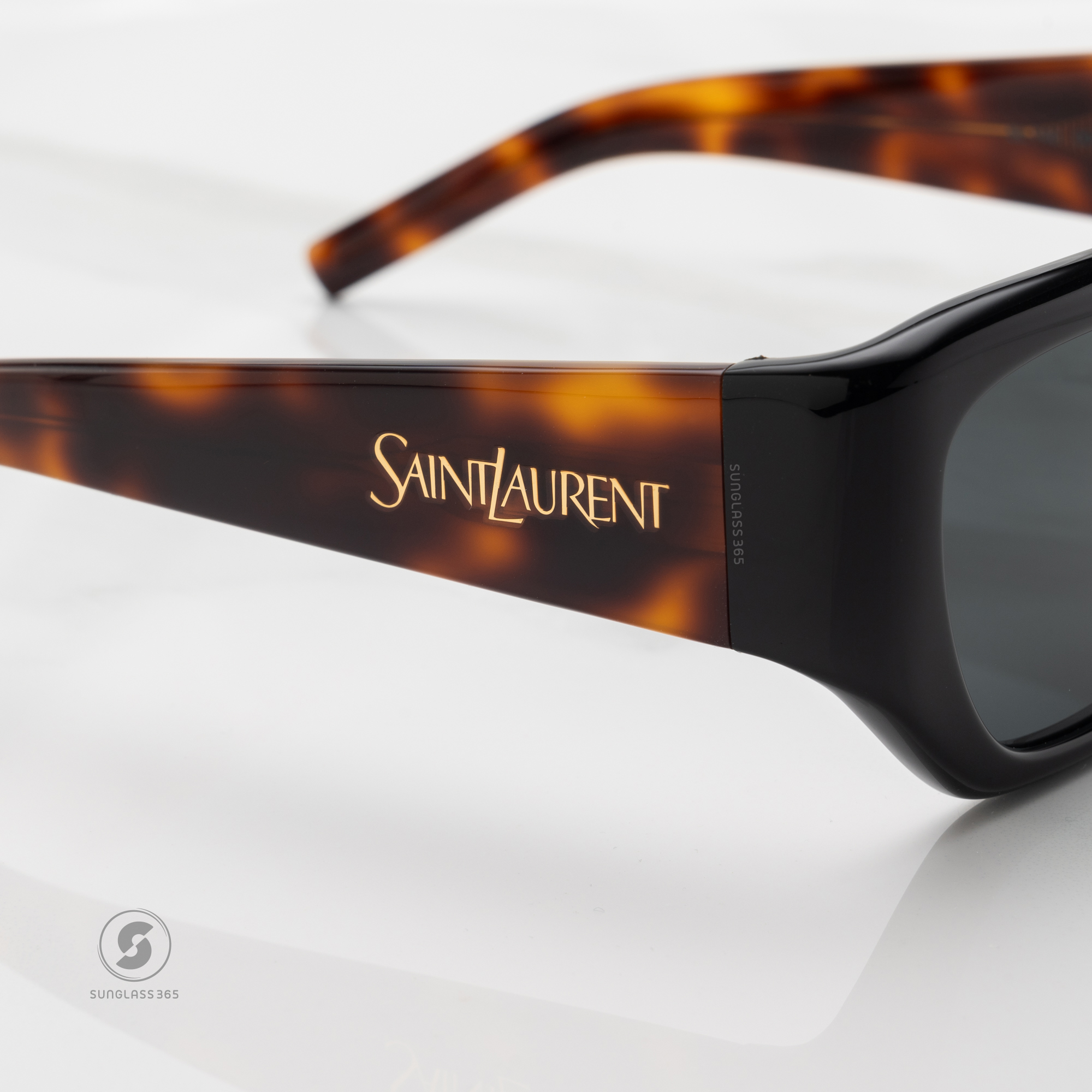แว่นกันแดด YVES SAINT LAURENT SL740 004