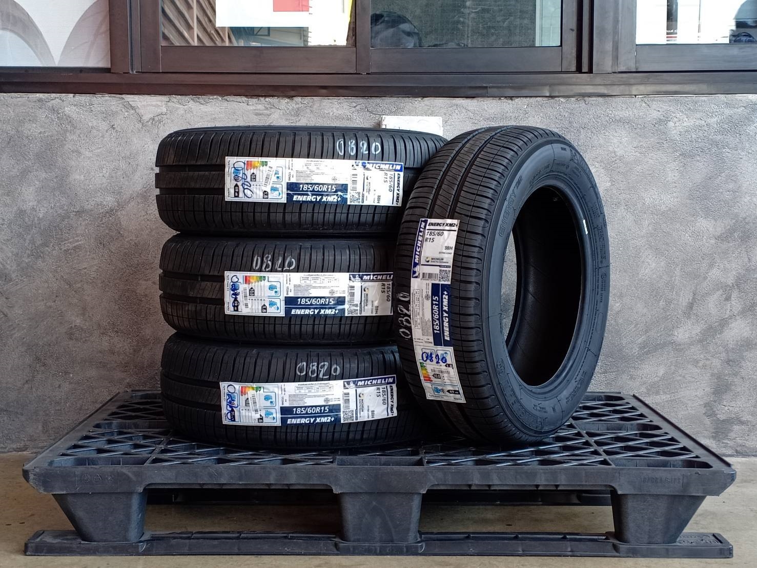 MICHELIN 185/60R15 ENERGY XM2+ 88H MADE IN THAILAND