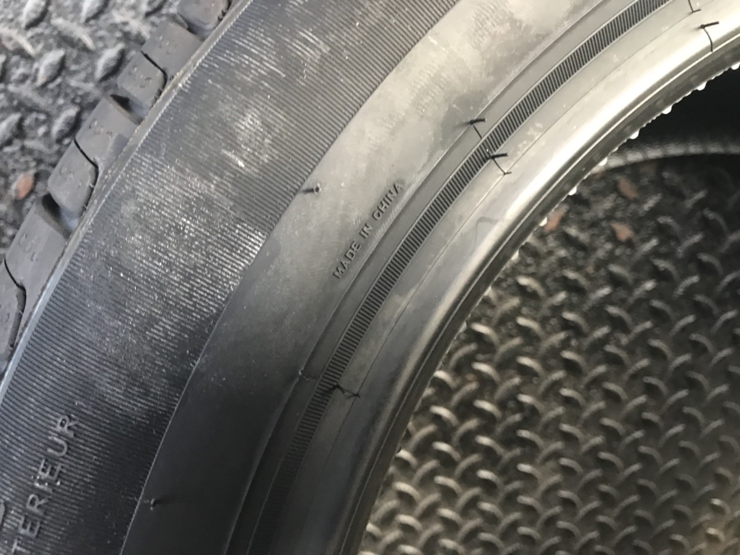 PIRELLI CINTURATO P7 225-50-17 ปี18 ซื้อ2แถม2 มาใหม่ล่าสุด