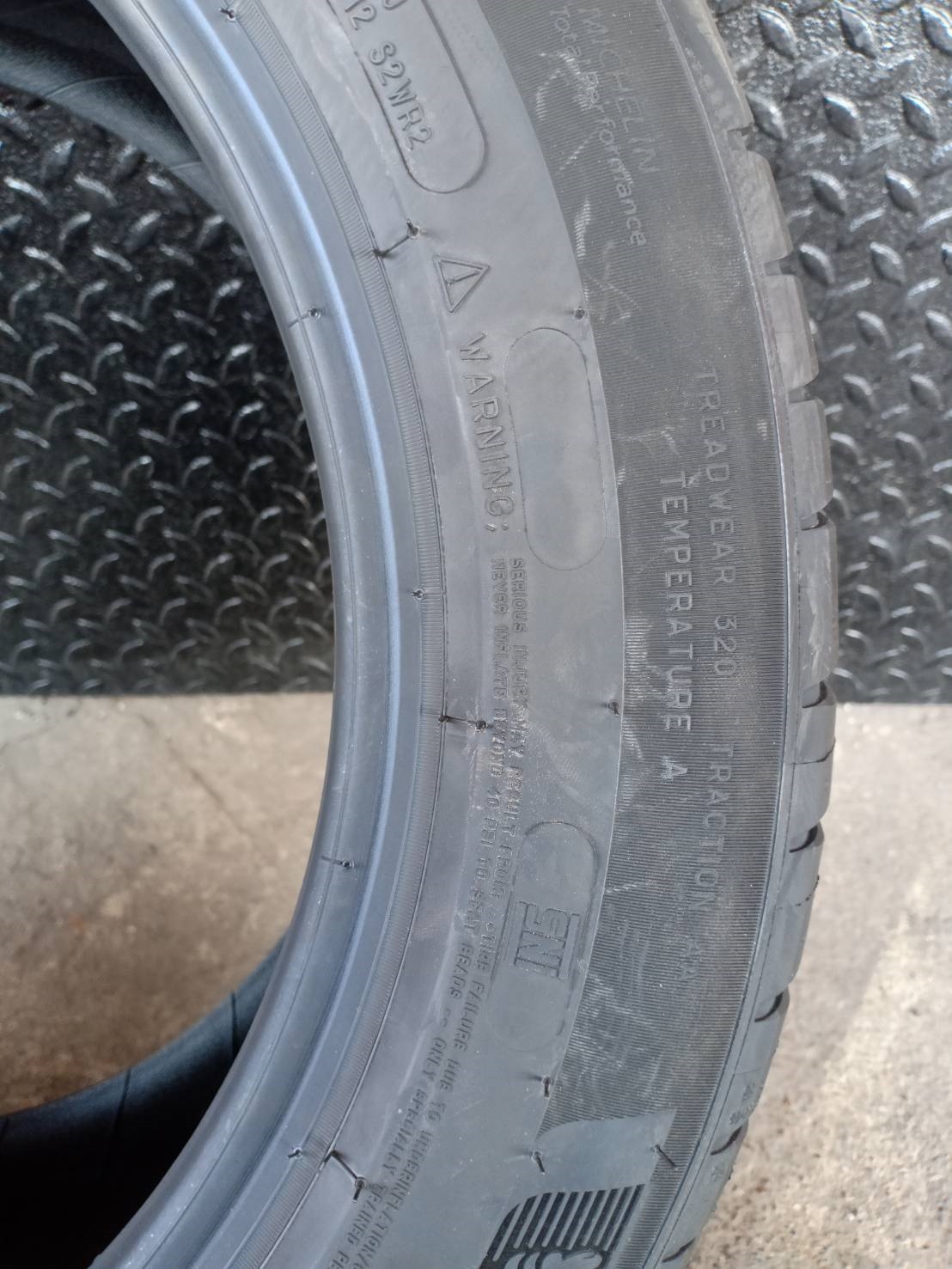 MICHELIN 205/55ZR16 PILOT SPORT 4ST ราคาส่ง