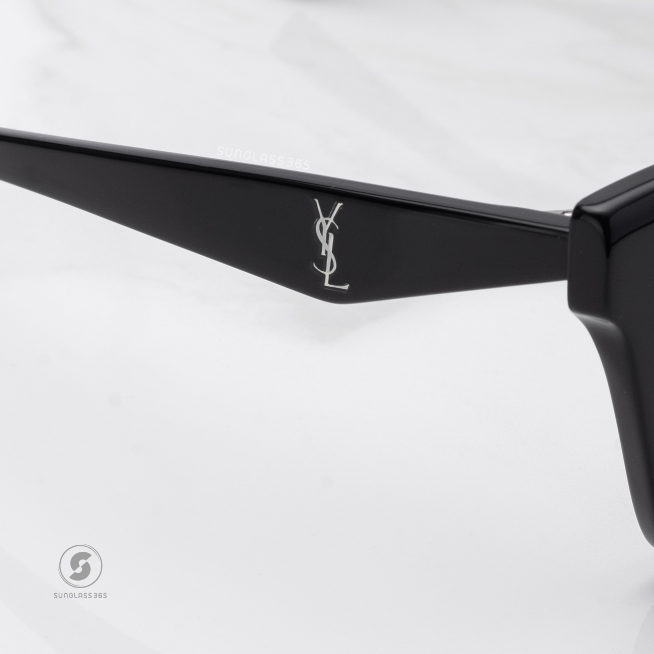 แว่นกันแดด YVES SAINT LAURENT SL M104F 002