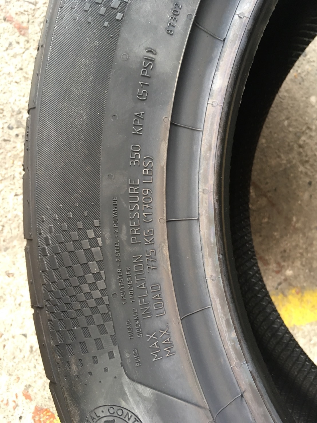 CONTINENTAL CONTACT MC5 235-55-17 ปี18 ซื้อ2แถม2 มาใหม่