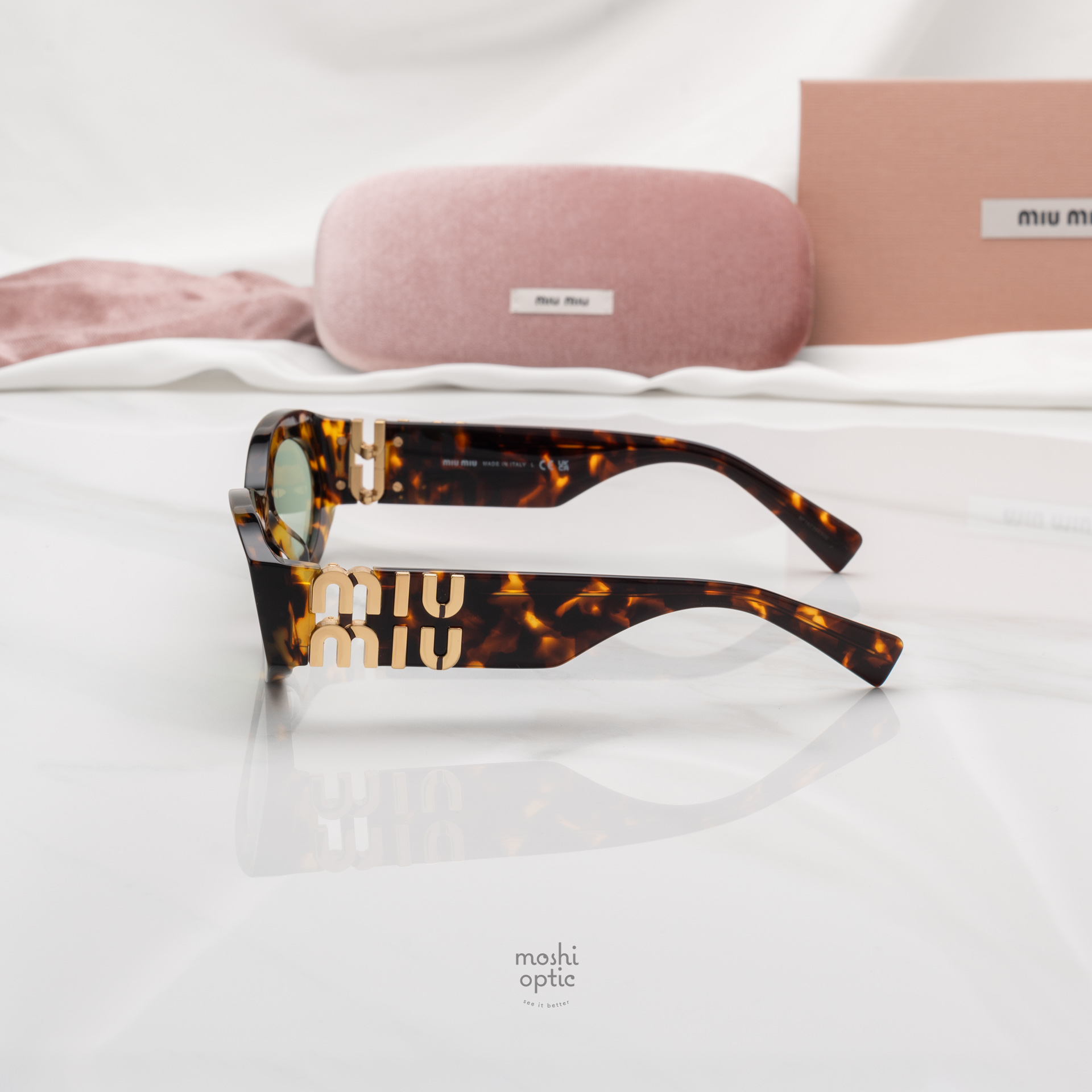 แว่นกันแดด Miu Miu Glimpse MU11WS 14L50O