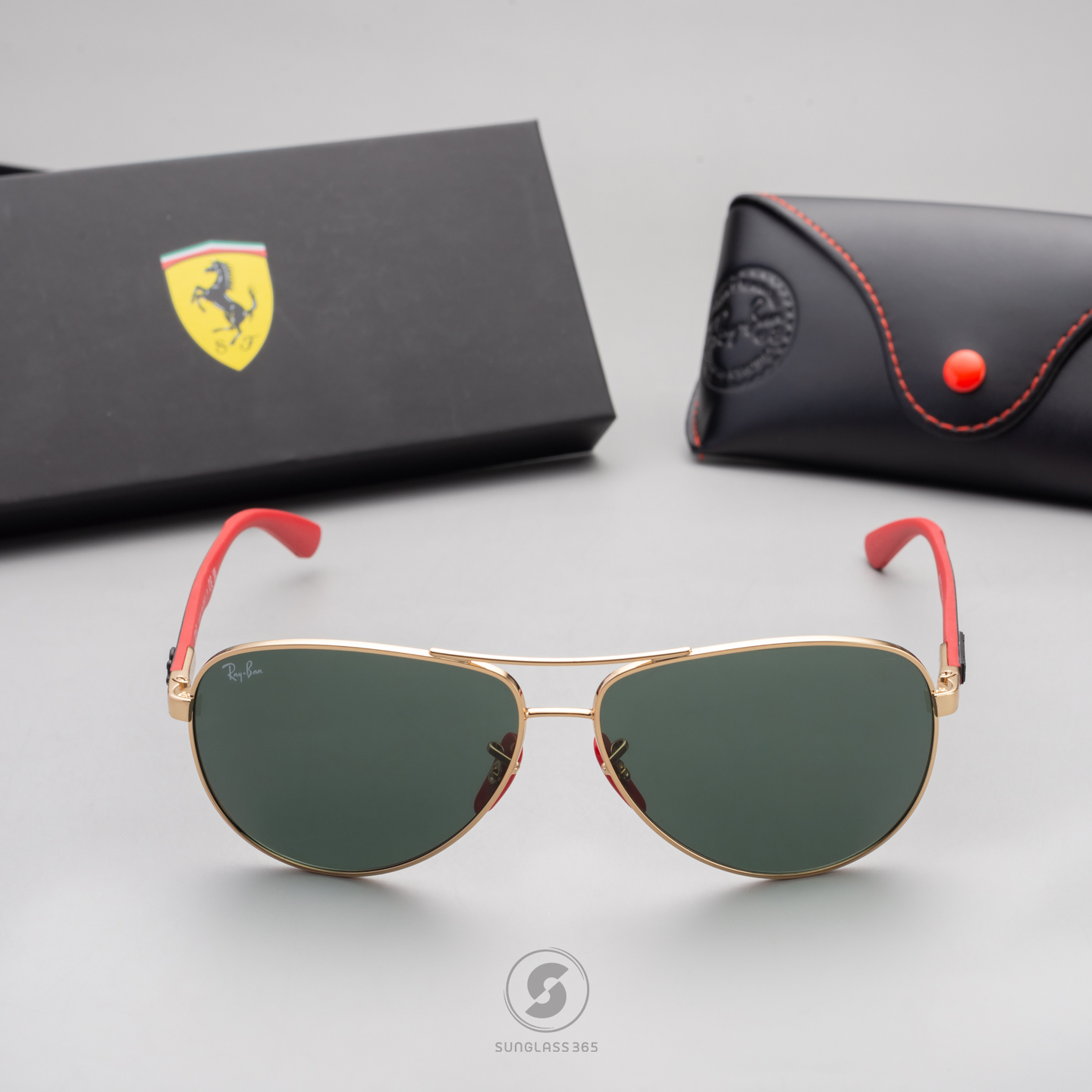 Ray-Ban RB8313M F00871 Ferrari Collection ฺGold