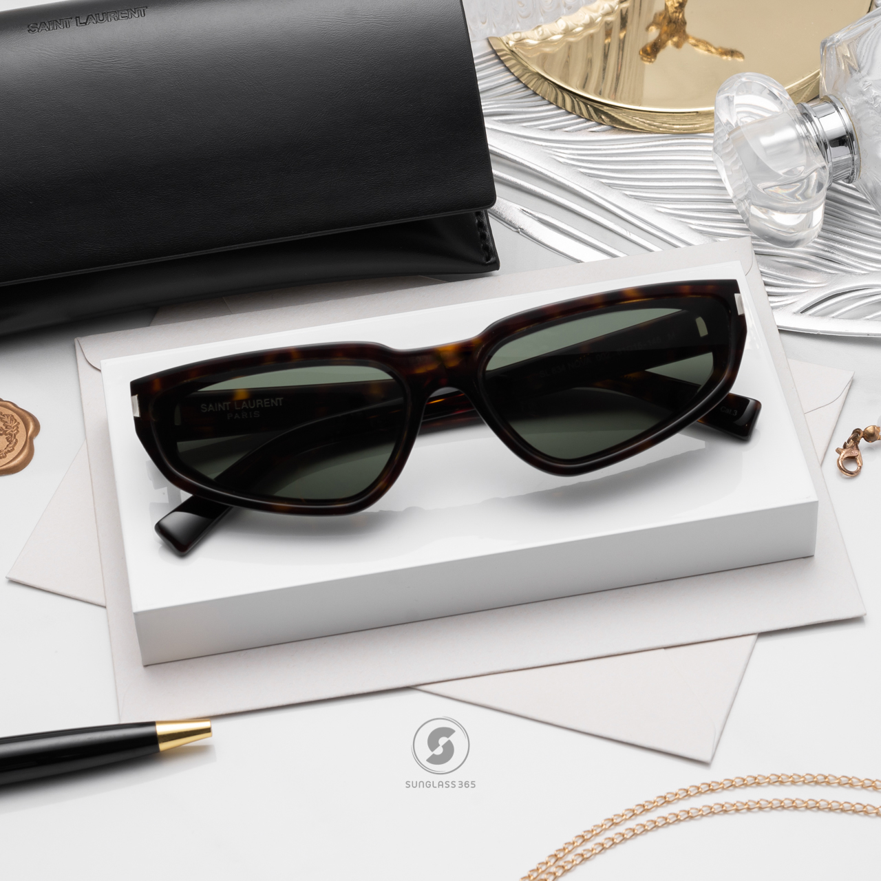 แว่นกันแดด YVES SAINT LAURENT NOVA SL634 002