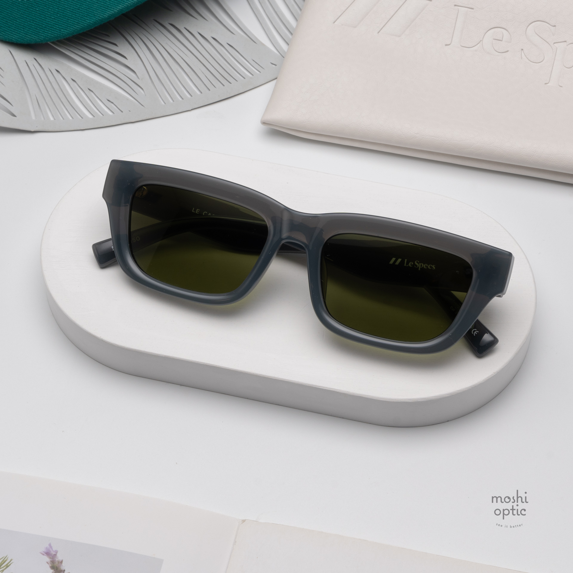 แว่นกันแดด Le Specs LSP2552250 LE CASTLE Shadow Olive Mono