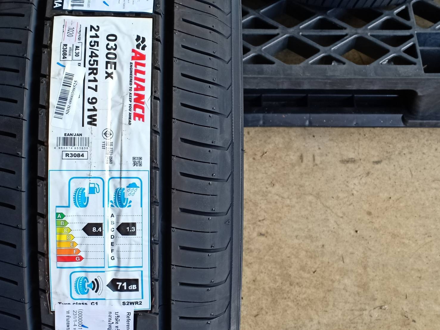 YOKOHAMA 215/45R17 ALLIANCE 030EX 91W MADE IN JAPAN