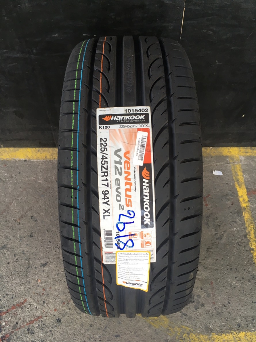 HANKOOK V12EVO2 225/45-17 เส้น 2950 ปี18