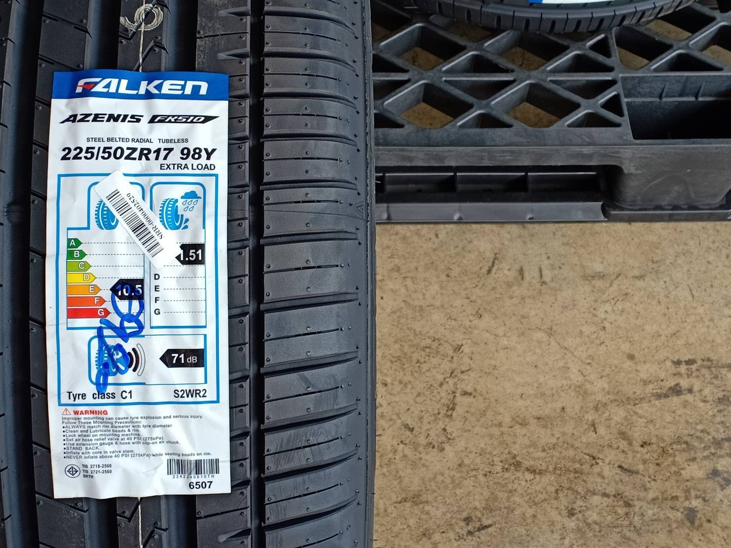 FALKEN 225/50ZR17 AZENIS FK510 98Y MADE IN JAPAN