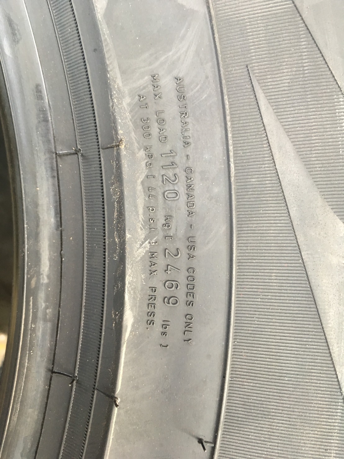 PIRELLI SCORPION VERDE ALL SEASON+ 265/65-17 เส้น 5100 บาท ปี18 ปกติ 8500