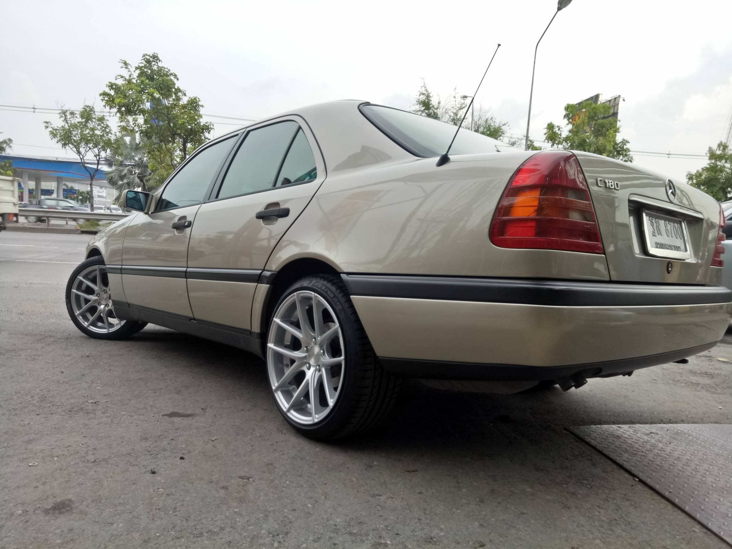 ล้อแท้ NICHE TARGA ขอบ18 ราคาถูก