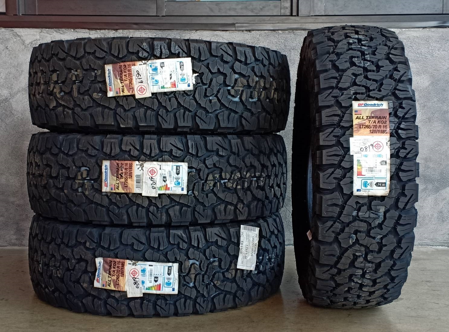 ยางใหม่ BF GOODRICH KO2 265/70-16 ลดราคาพิเศษ