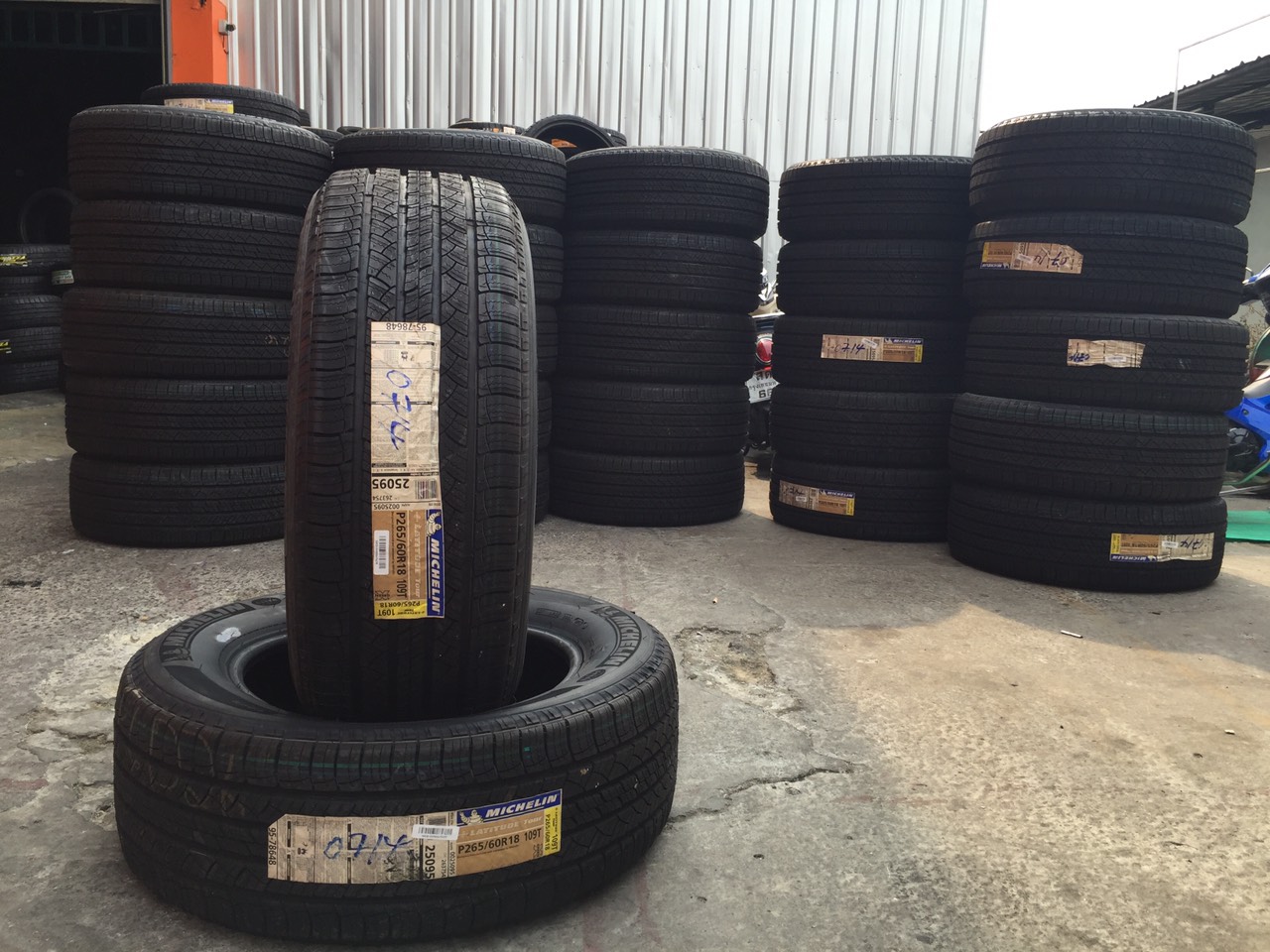 MICHELIN LATITUDE TOUR 265/60-18 ราคาถูกปี19