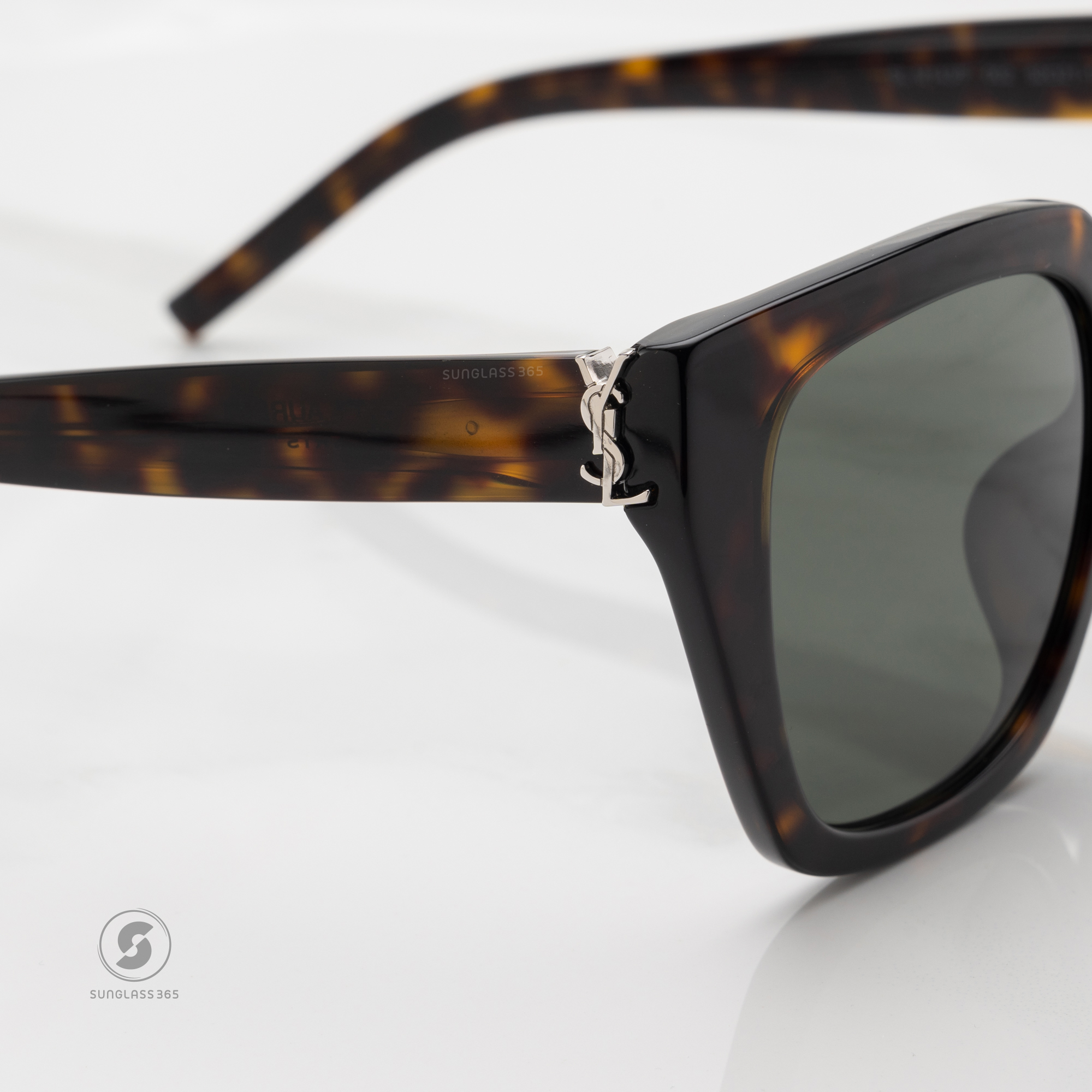 แว่นกันแดด YVES SAINT LAURENT SL M143F 002