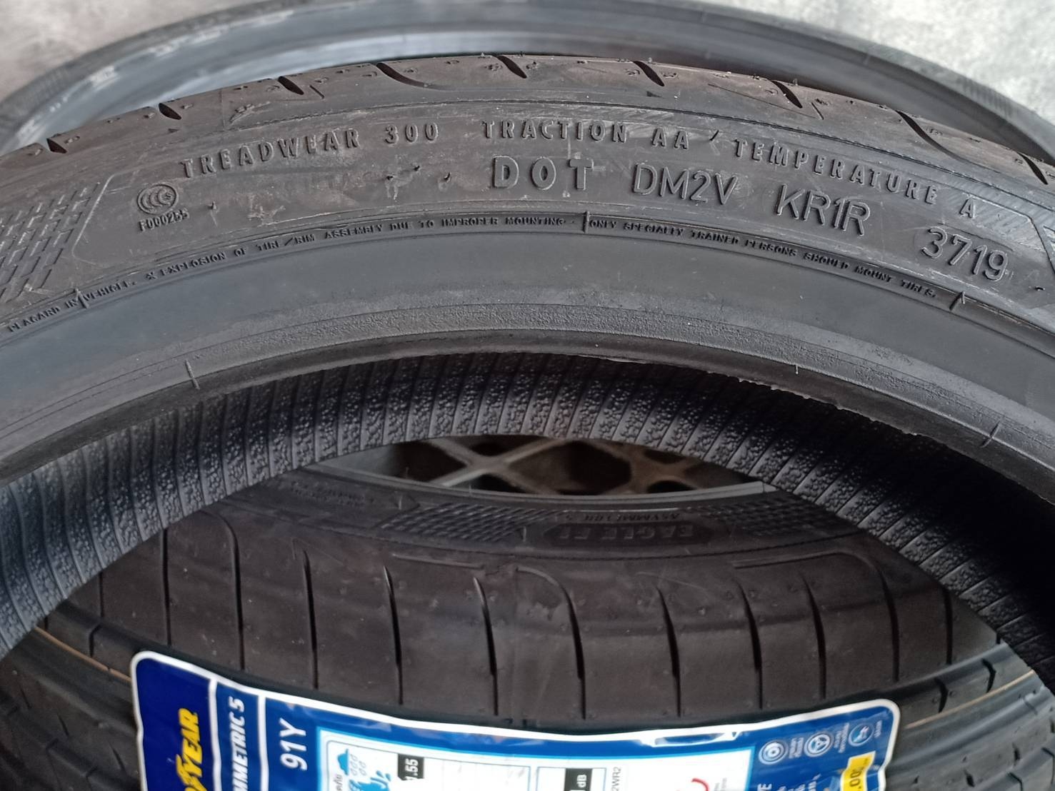 GOODYEAR 255/30R19 EAGLE F1 ASYMMETRIC