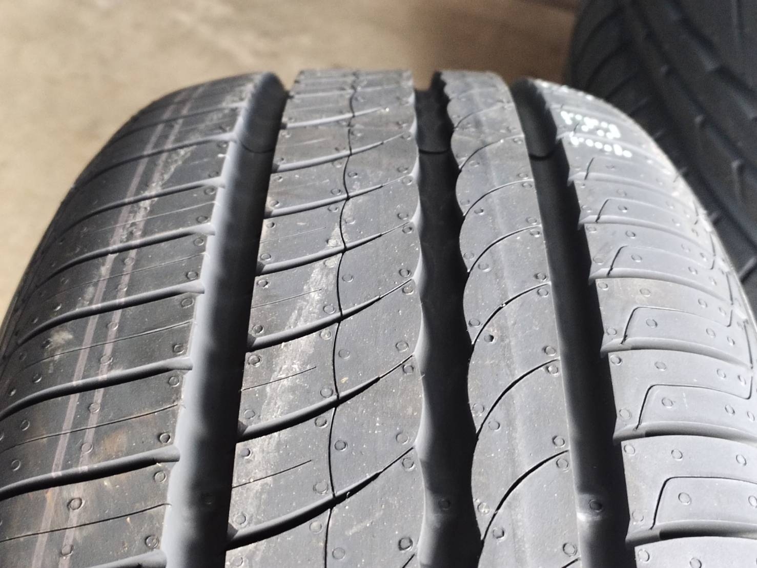 PIRELLI CINTURATO P1 205/55R16