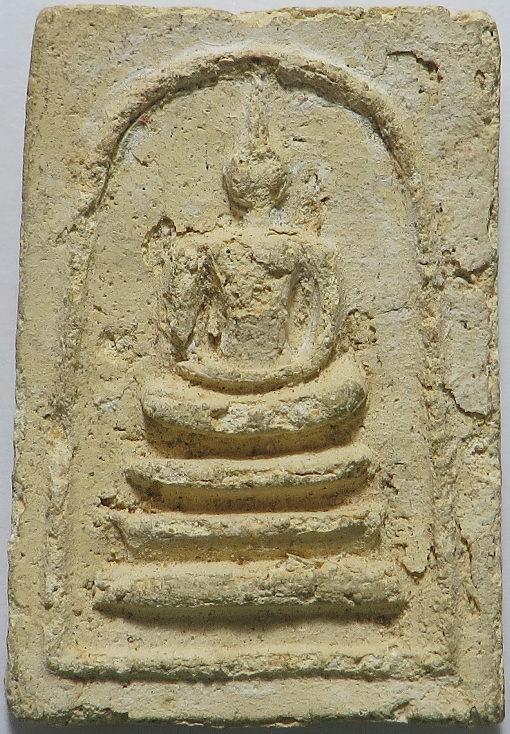 3668 พระสมเด็จ หลวงปู่จันทร์ เขมิโย วัดศรีเทพประดิษฐาราม จังหวัดนครพนม เนื้อผงพุทธคุณ เนื้อดี มวลสารมาก เนื้อแห้ง เก่า