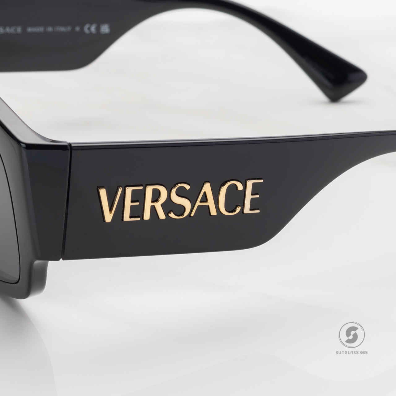 แว่นกันแดด Versace Logo Aviator VE4439 GB1/87