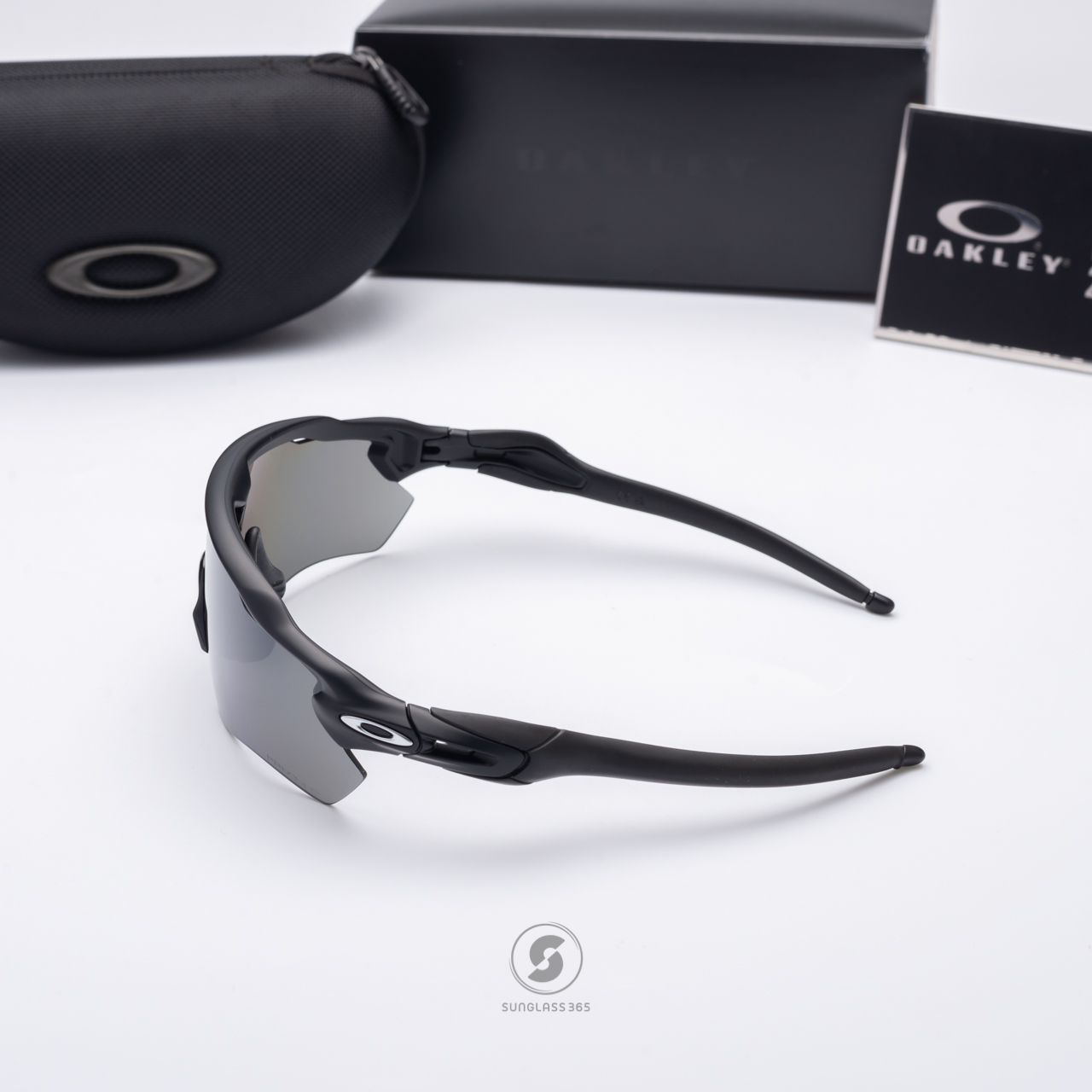 Oakley OO9208-51 RADAR EV PATH Matte Black Prizm Black Polarized