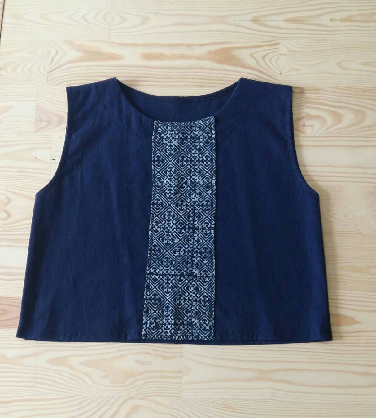 เสื้อแขนกุด+ต่อลาย