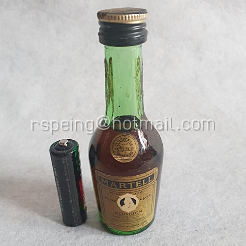 เหล้าขวดเล็ก เหล้าแท้ขวดแก้ว Martell V.S.O.P. Medaillon Liqueur Cognac