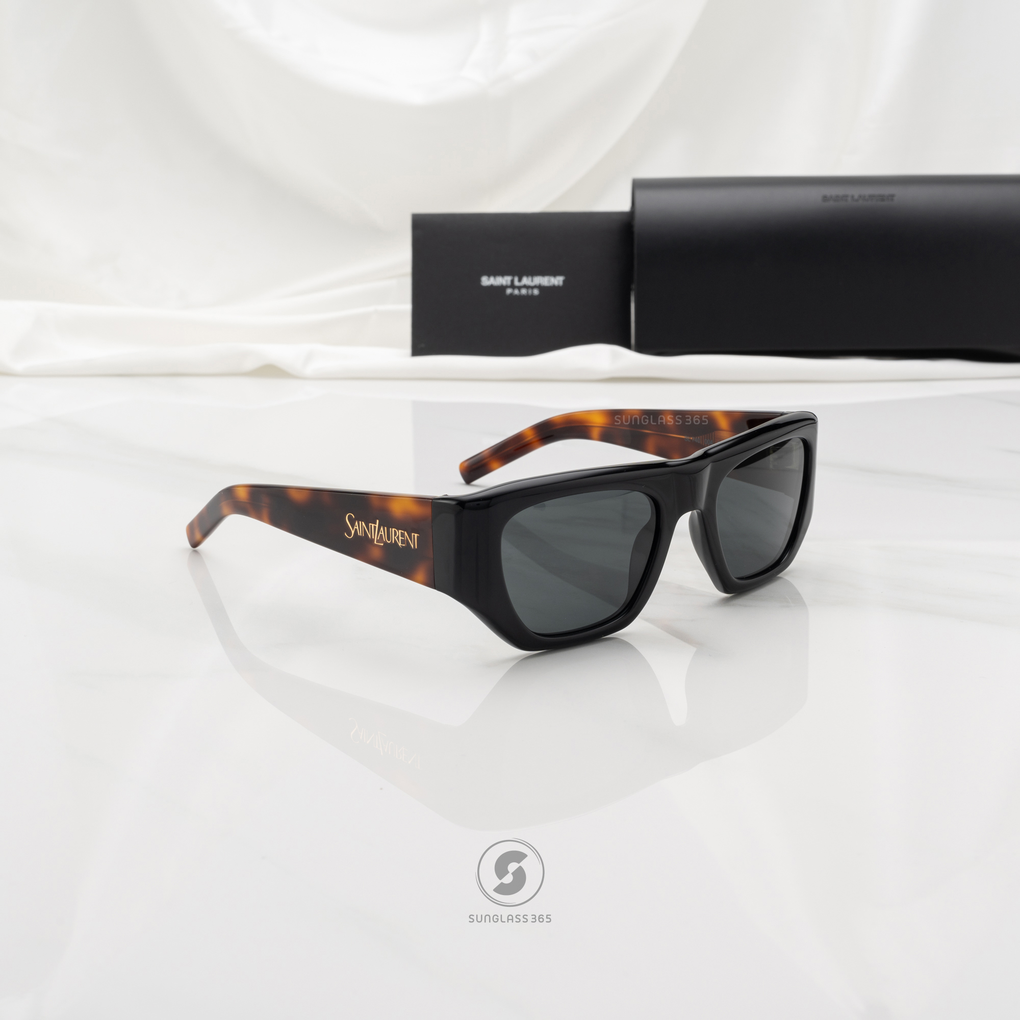 แว่นกันแดด YVES SAINT LAURENT SL740 004